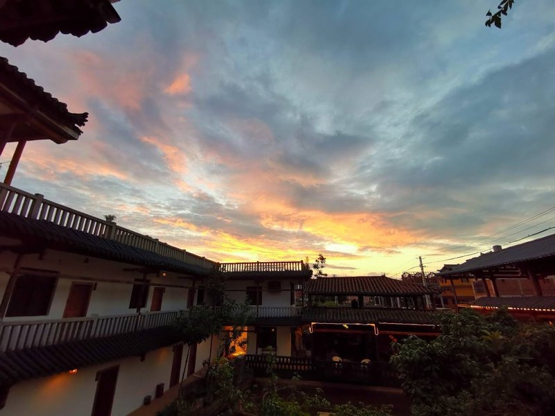 Puzhehei Shuiyuanju HostelOver view