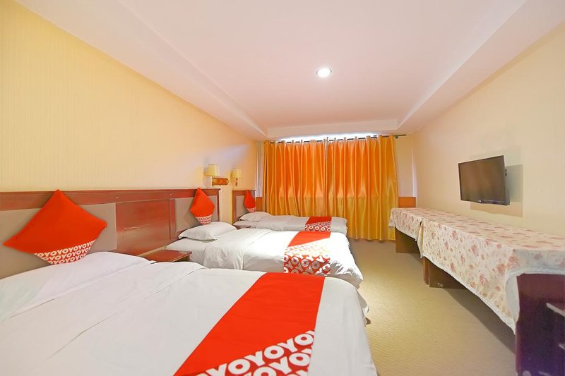 Xining aggregate hotel Guest Room