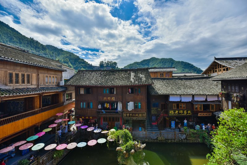 Yi Xing Lan Hotel Over view