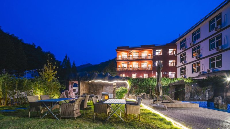 Red House Villa Huzhou Mount Mogan 酒店外观