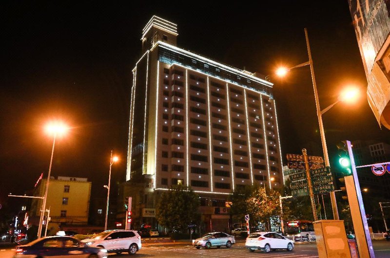 Cangzhou Red Tatsu Garden International Hotel Over view