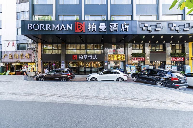 柏曼酒店(广州三元里地铁站店)外景图