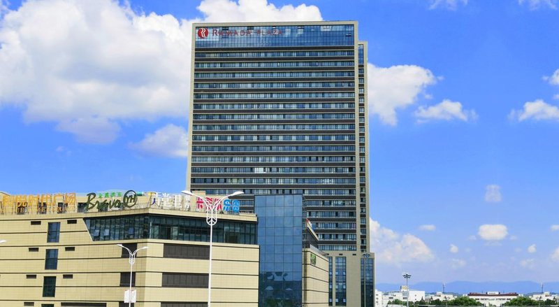 Ramada Plaza Shengzhou Wenfeng Over view