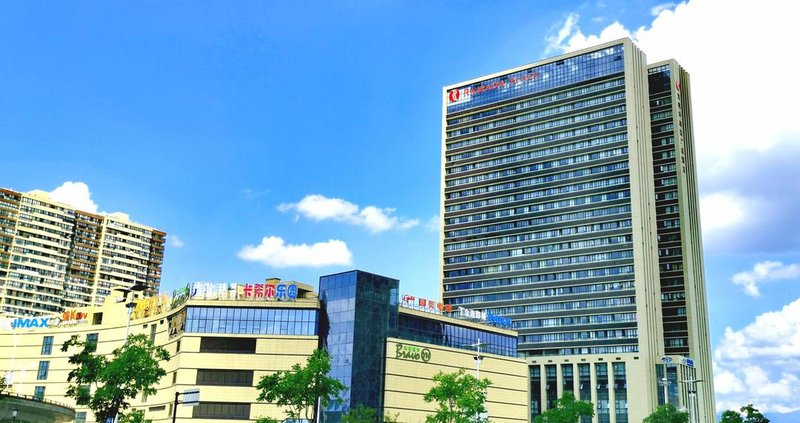 Ramada Plaza Shengzhou Wenfeng Over view