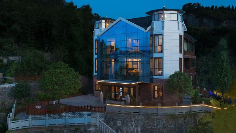 Floral Hotel Yishan Hanshe Over view