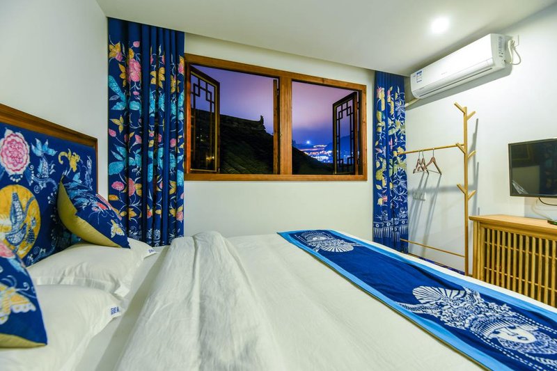 Landiange Hotel Guest Room