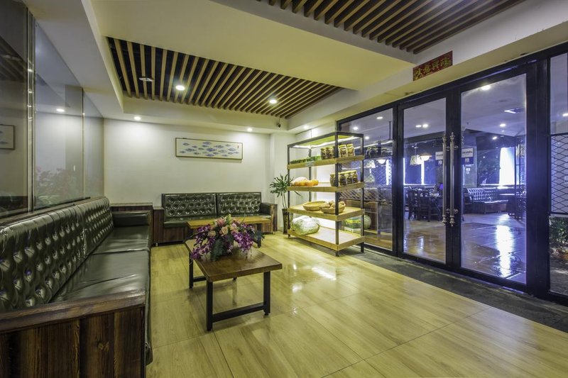 Zhongyuan Hotel HaikouRestaurant