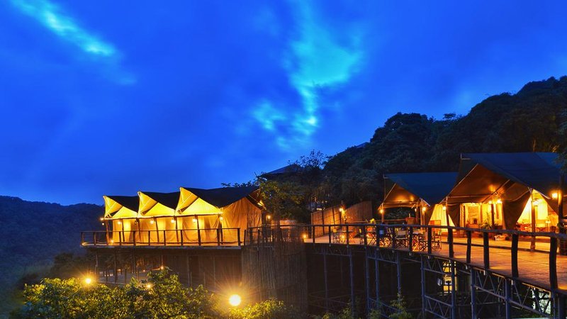 Vinetree Gaoligong Tented Resort over view