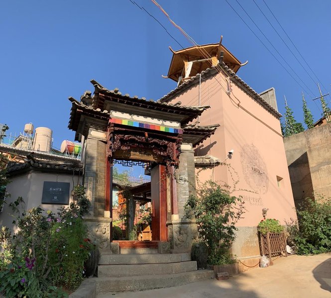 Shaxi Water current sentient soul InnOver view