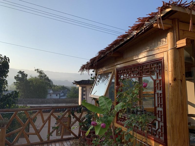 Shaxi Water current sentient soul InnOver view