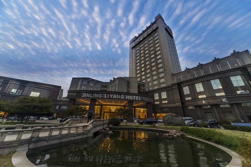 Jinling Liyang Hotel Over view