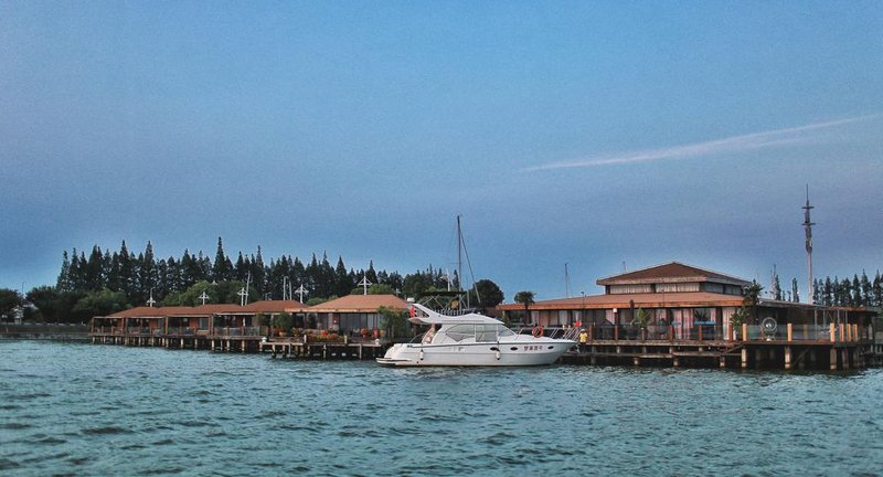 Sunset marina resort Over view