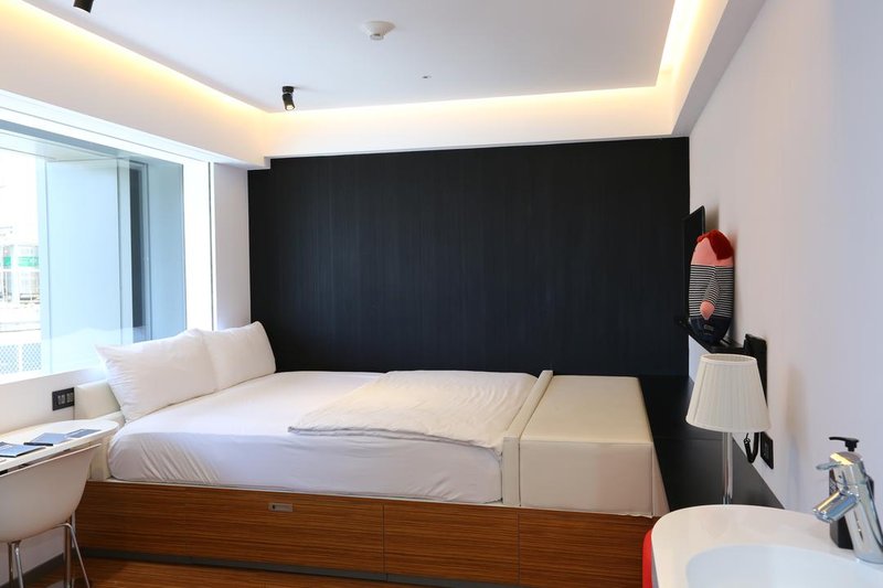 citizenM Taipei North Gate Guest Room