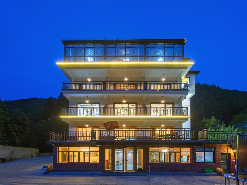 Anji yunxi mountain homestayOver view