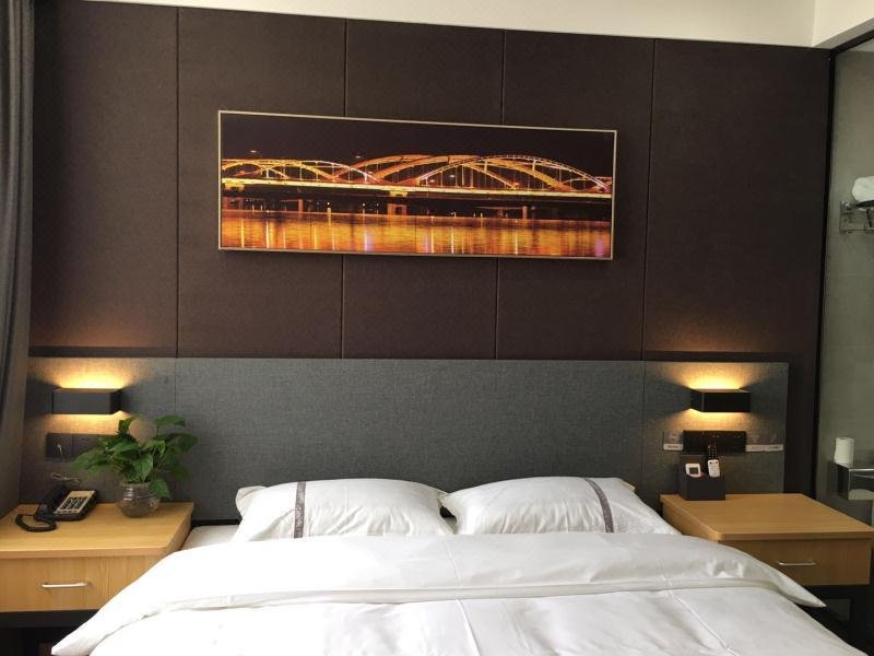 Thank U Hotel (Quanjiao Railway Station)客房