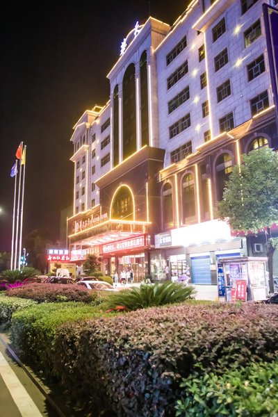 Xinhua Huatian Hotel Over view