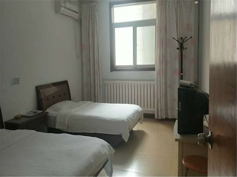 Lily Family Hostel Guest Room