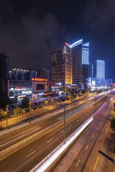 Atour Hotel (Taiyuan Binhe Xuefu Street) Over view