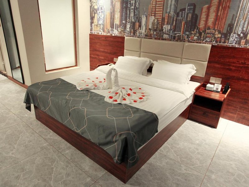 Non Prosperity·Shengshi Boutique Hotel (Jiaxiang Yizhong Branch)Guest Room