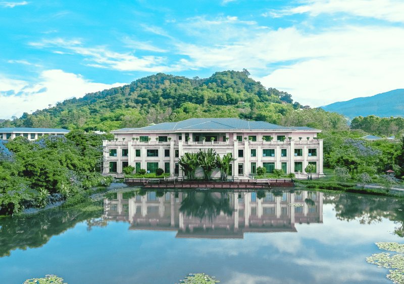 漳浦东南花都温泉酒店外景图