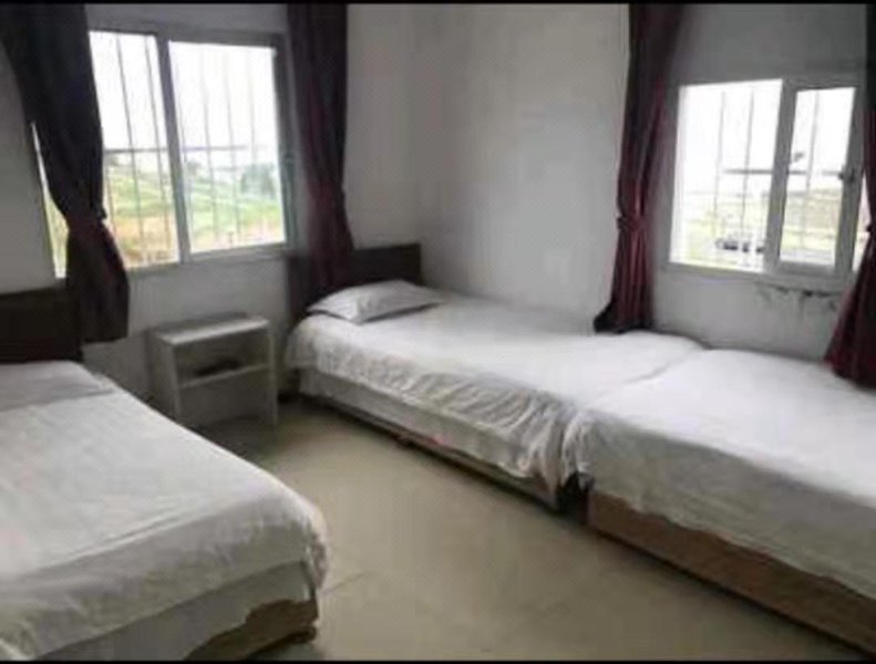 Qixia Xingdong HotelGuest Room