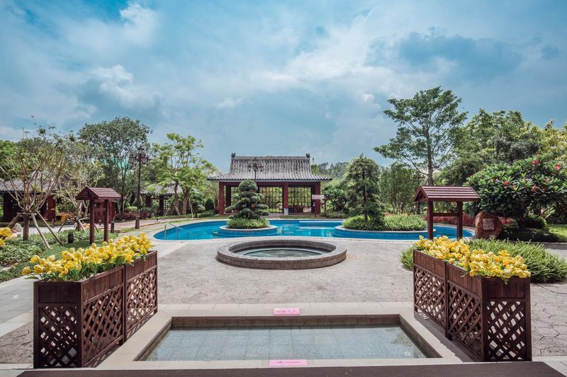 Yisideng Holiday Villa (Enping Hengda Quandu) Over view