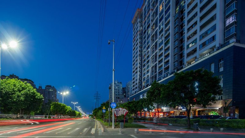 Ouyin Business Hotel (Shenzhen One City Center Foxconn Longhua Science and Technology Park) Over view