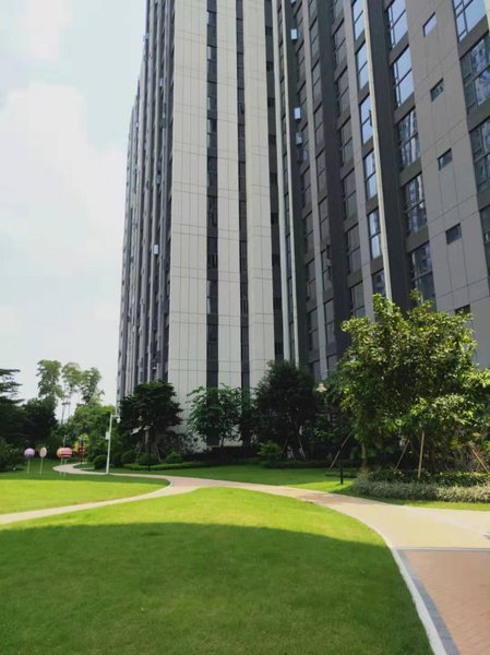 Preferred express apartment (Guangzhou Wangcun metro station store)Over view