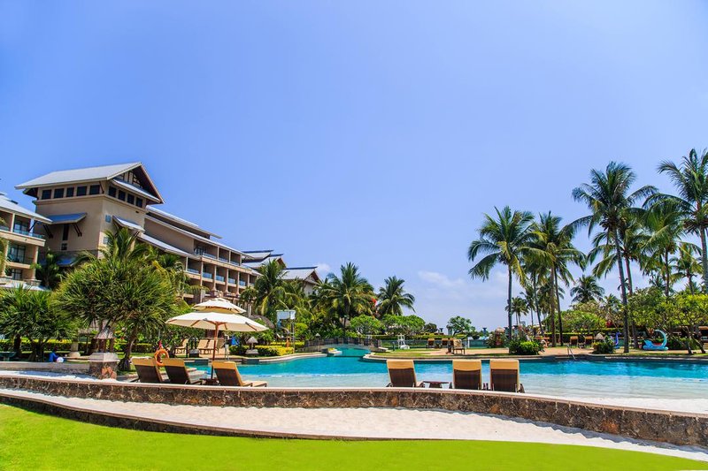 Hilton Sanya Yalong Bay Resort & Spa Over view