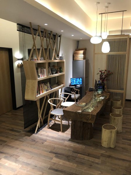 Luxian Light Luxury Inn Lobby