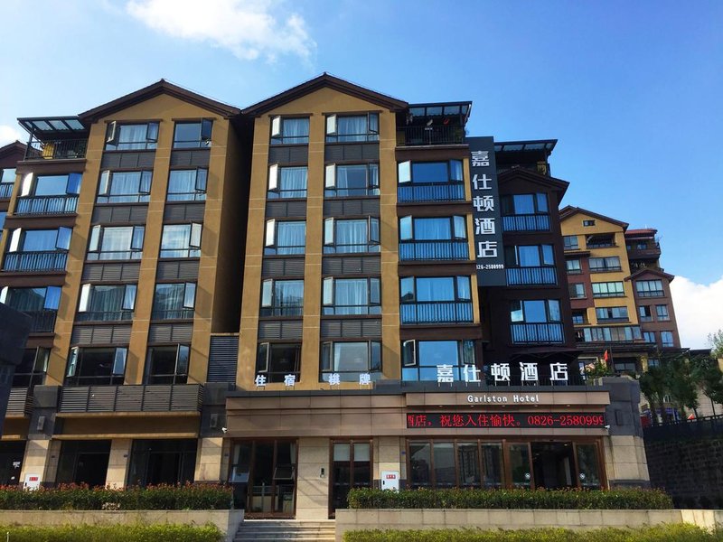 Gariston Hotel Over view