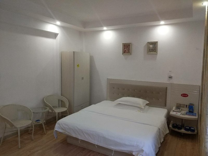 ChongZuo MengBaLi Hotel Guest Room