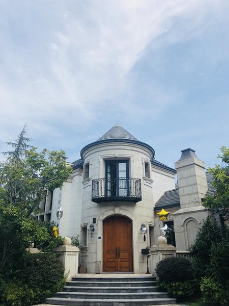 Yitian Life Holiday VillaOver view