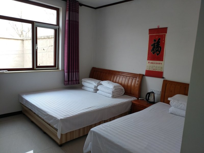 Zhouyanjie FarmhouseGuest Room