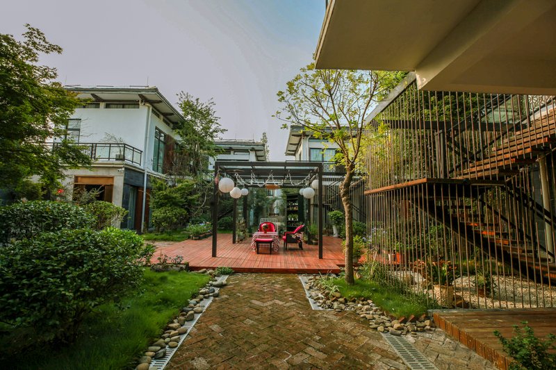 Yinyuan Ruhua Boutique HostelOver view