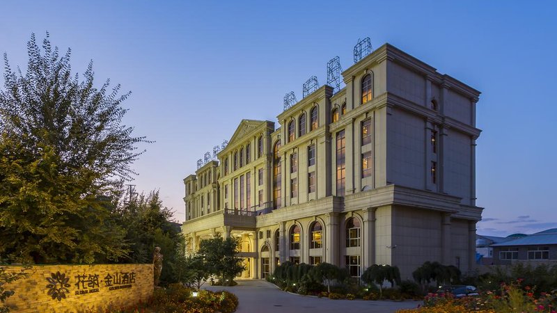 FLORAL HOTEL GOLDEN MOUNTAIN Over view