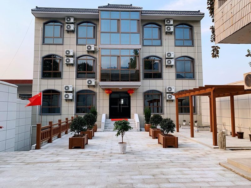 Shell Hotel (Huashan Scenic Area) Over view