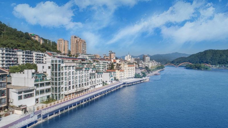 Zheqin Jinmao Hotel (Province Economic and Trade Training Center) Over view