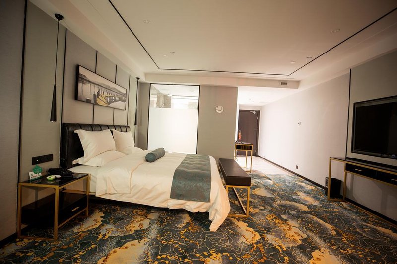 Chunshang Hotel Guest Room