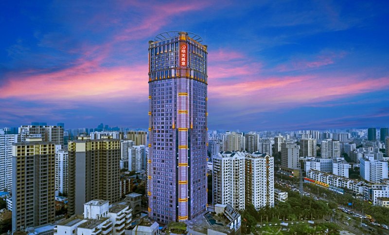 Haikou Mingguang Shengyi Hotel Over view