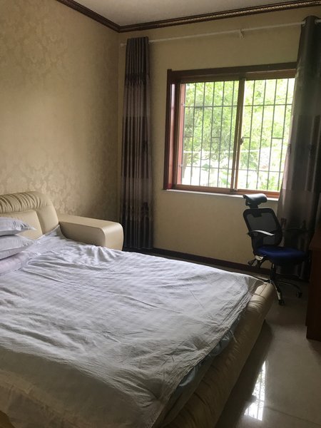 Zhongweiyangyanminsui Guest Room