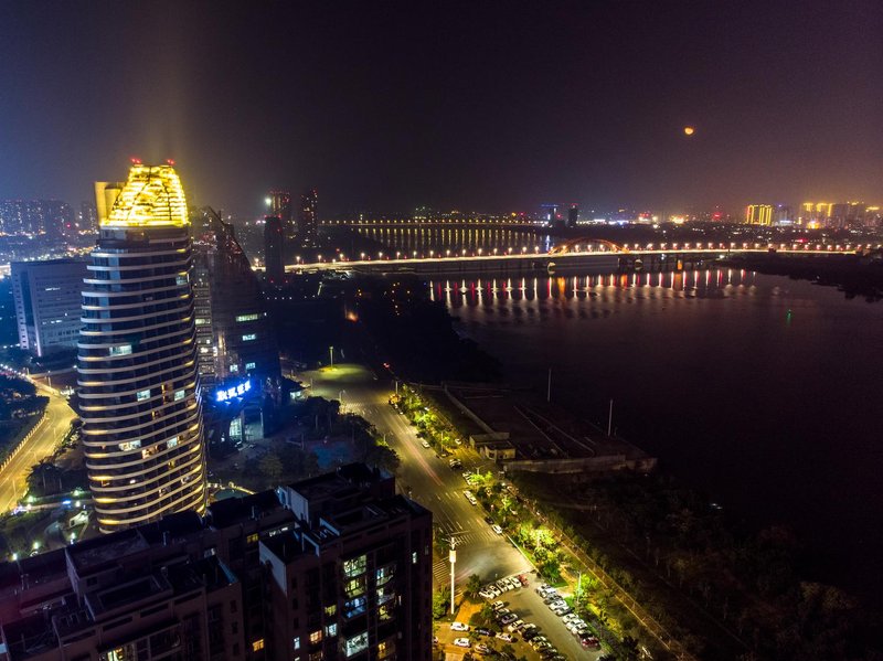 Xinglun International Apartment (Huizhou Yuerongwan River View) Over view