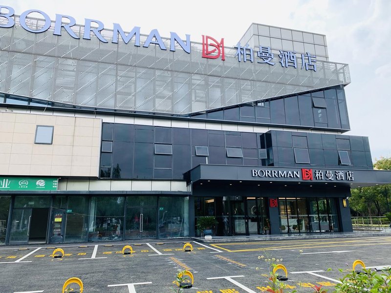 BORRMAN HOTEL Over view