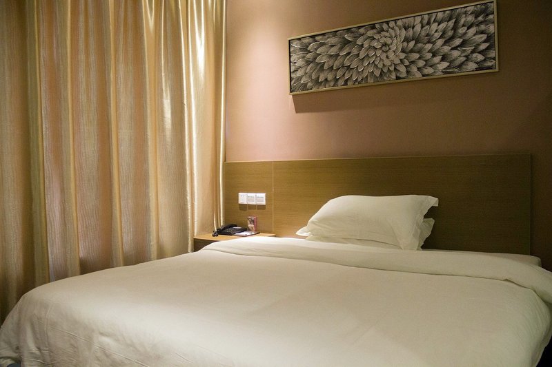 Seven Plus One HotelGuest Room