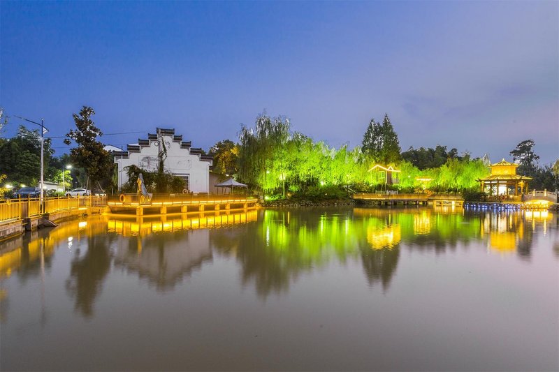 Yuanshu Mountain Villa Over view