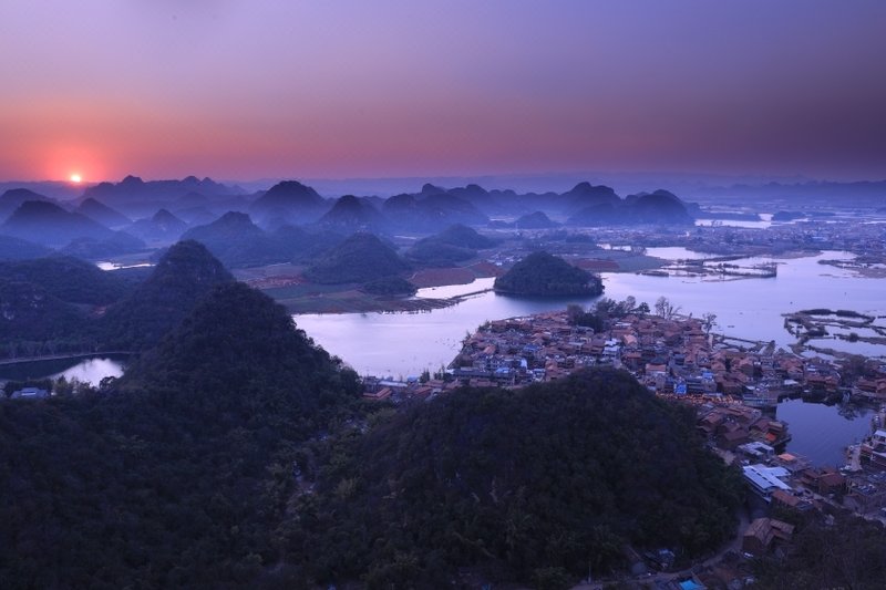 Tien Son周边景点