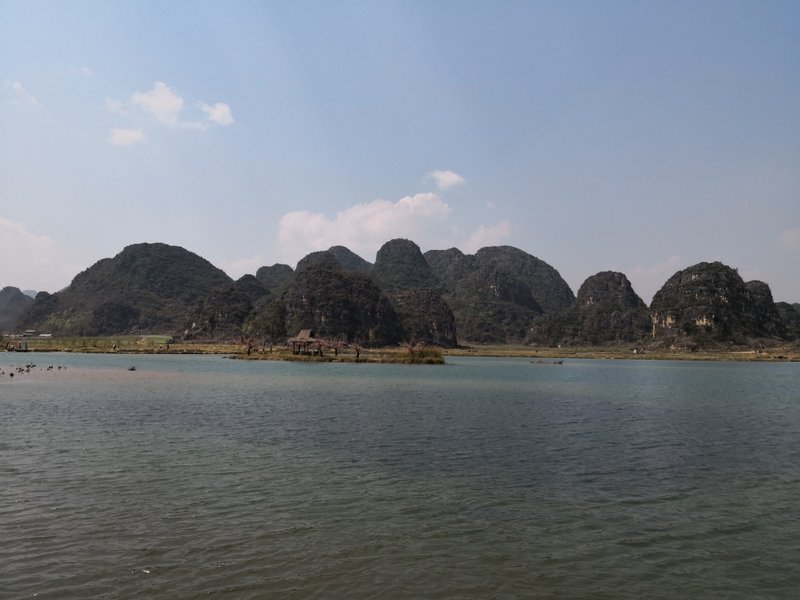 Tien Son周边景点