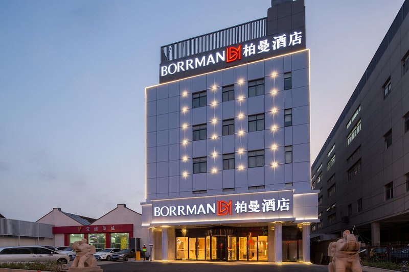borrman hotel Over view