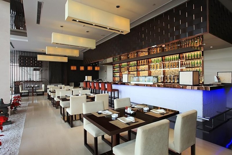 Crowne Plaza Tianjin BinhaiRestaurant