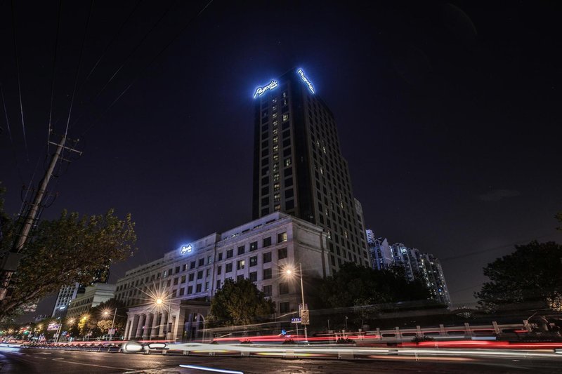 Pagoda Hotel Shanghai BaixiaOver view